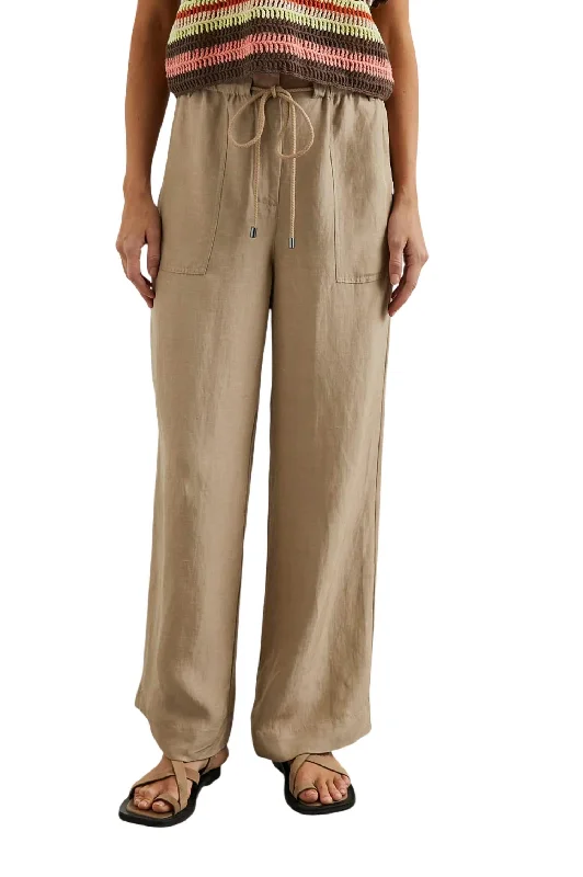 Ryan Straight Leg Pant In Safari British Gentlewoman Style