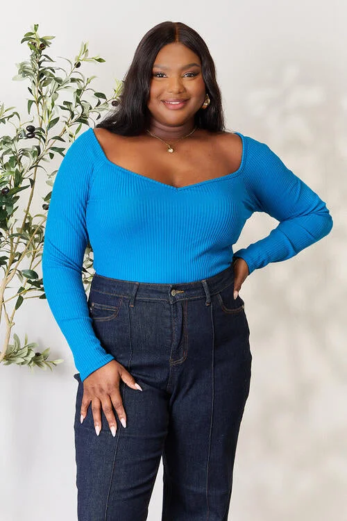 Culture Code Full Size Ribbed Sweetheart Neck Knit Top Minimalist Women's Casual