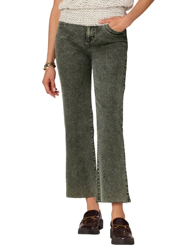 Skyrise Frayed Hem Barely Boot Jeans With V-Yoke In Washed Evergreen Dynamic Women's Moto