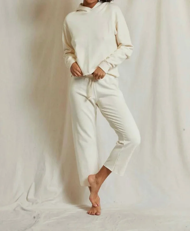 Jamaica Beach Fleece Straight Leg Sweatpant In Bright Ivory Laid - back Women's Vibe
