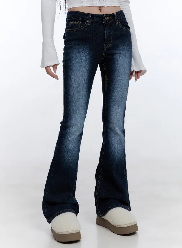 Charlotte Washed Flared Jeans CD419 Gym