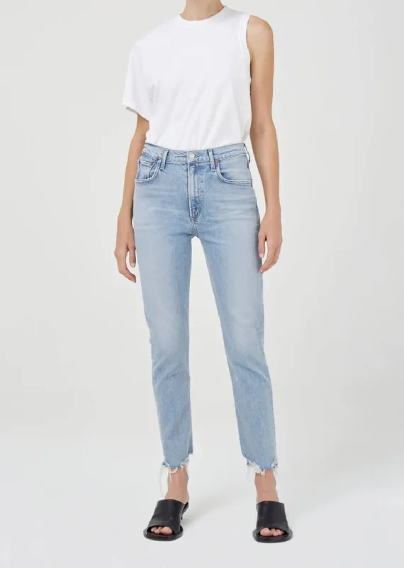 Merrel Mid Rise Straight Jeans In Astray performance