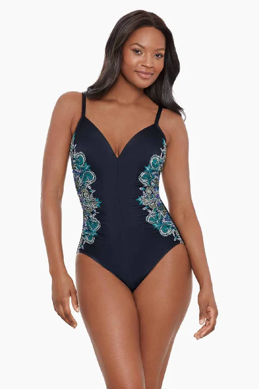 Precioso Temptation One Piece Swimsuit DD-Cup garde