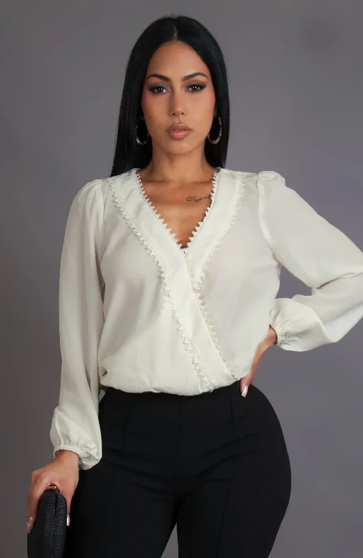 Lux Top - Ivory Traditional Women's 