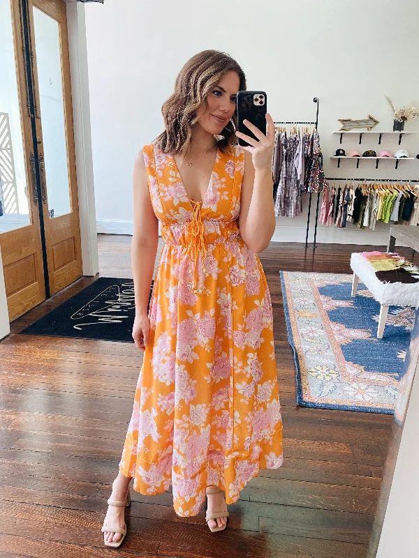 Hot Tropic Midi Dress Scandinavian