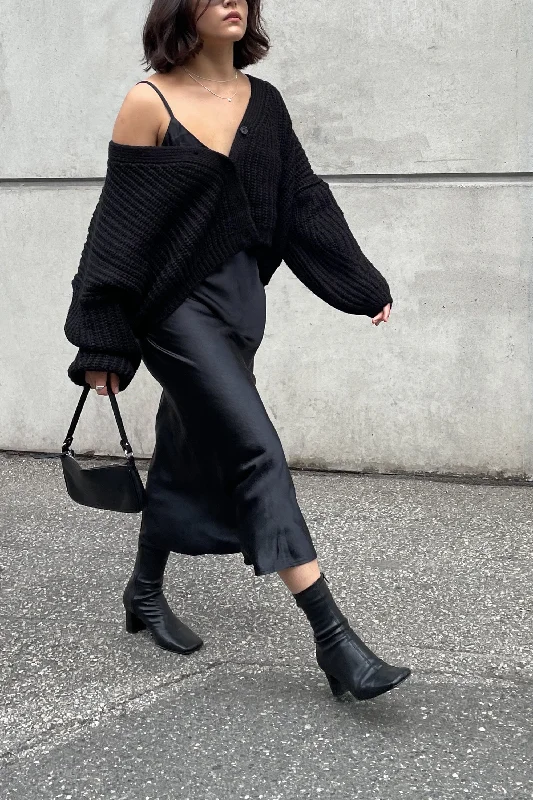CROPPED BUTTON FRONT CARDIGAN Vacation