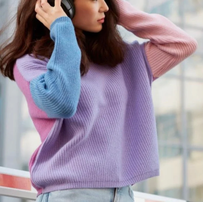 MORAY CASHMERE~ color block sweater Confident Women's Power
