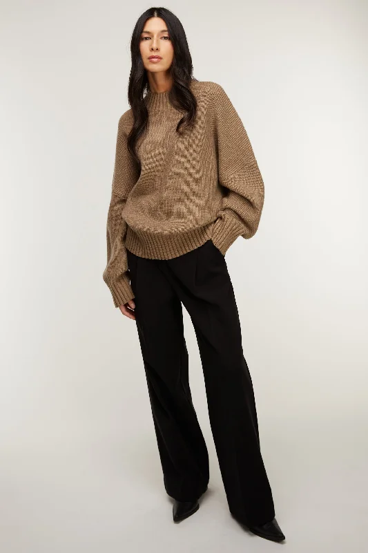 OVERSIZED WIDE-RIBBED TRIM SWEATER Street
