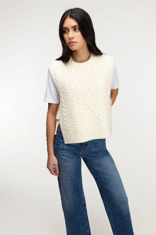 SLEEVELESS CABLE-KNIT VEST WITH TIES Confident Women's Power